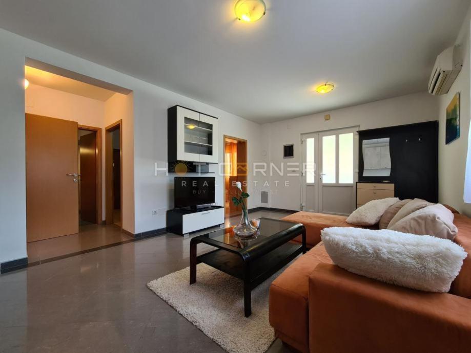 Apartman Nada Ližnjan Exterior foto